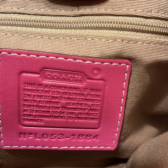 Coach Stripe HoBo bag 10 x6.5 - Picture 3 of 6